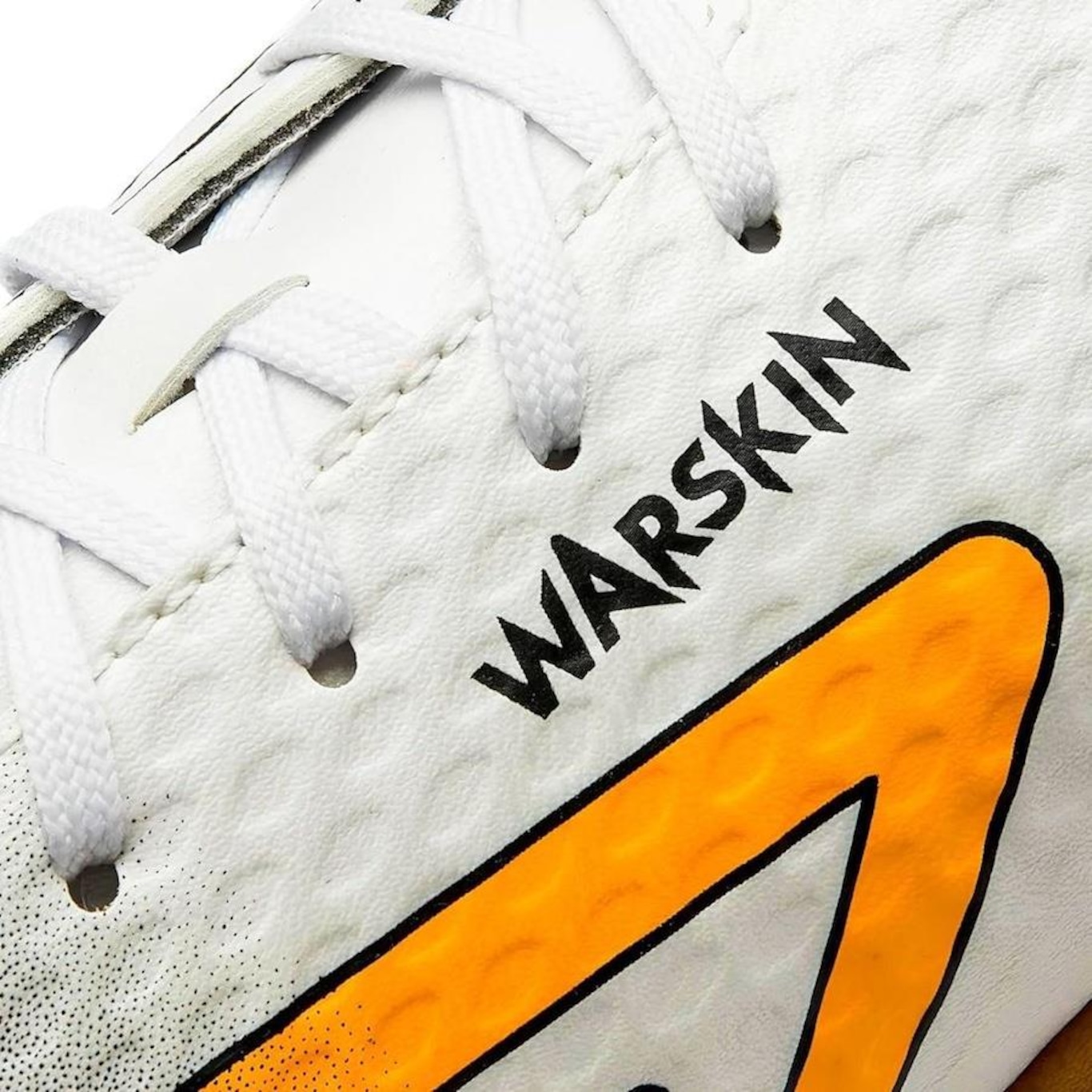 Chuteira Futsal Umbro Warskin - Adulto - Foto 6