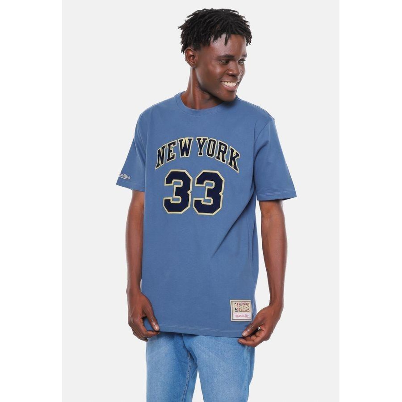 Camiseta Mitchell & Ness New York Knicks Flock Hera - Masculina - Foto 4