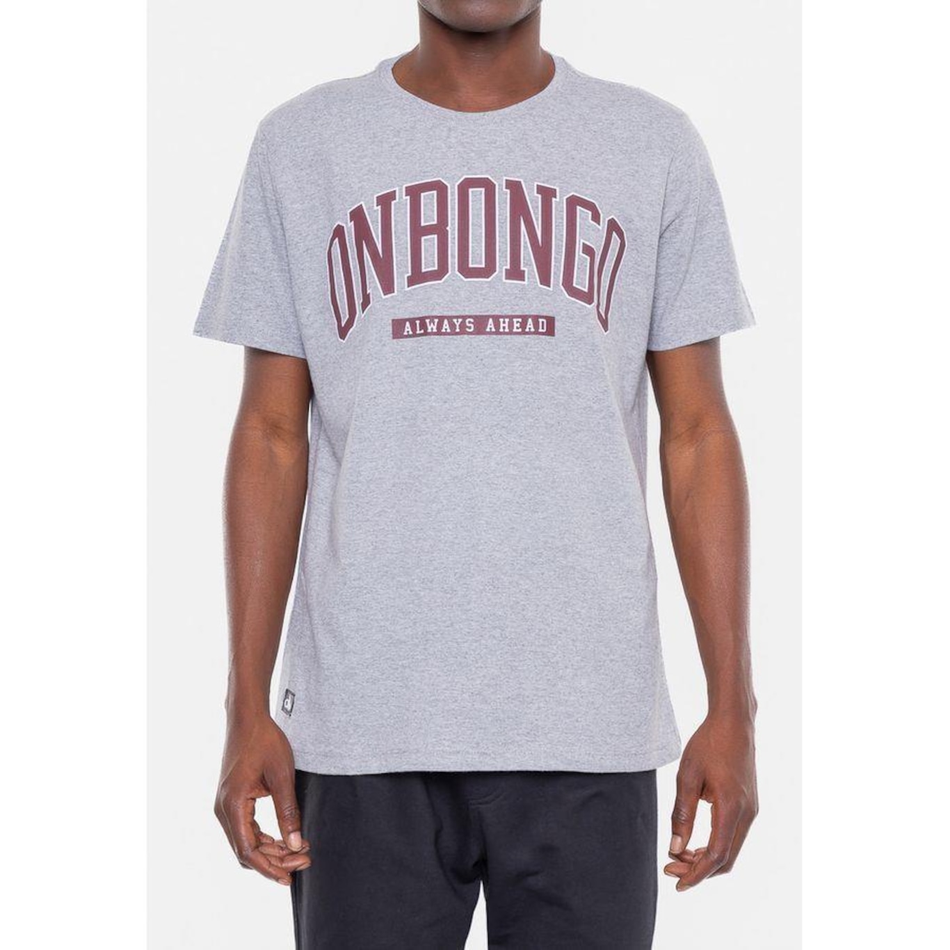 Camiseta Onbongo Ahead - Masculina - Foto 3