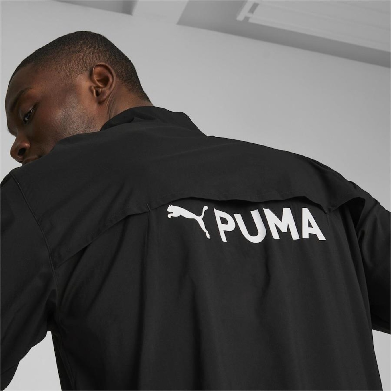 Jaqueta Puma Fit Full-Zip Woven - Masculina - Foto 5