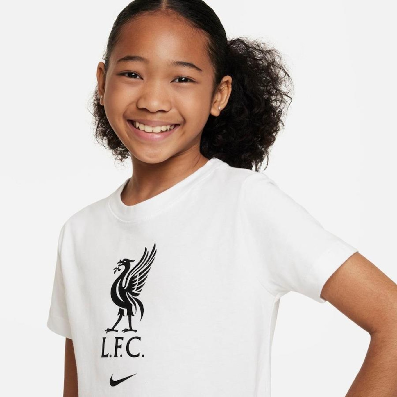 Camiseta Nike Liverpool Crest - Infantil - Foto 3