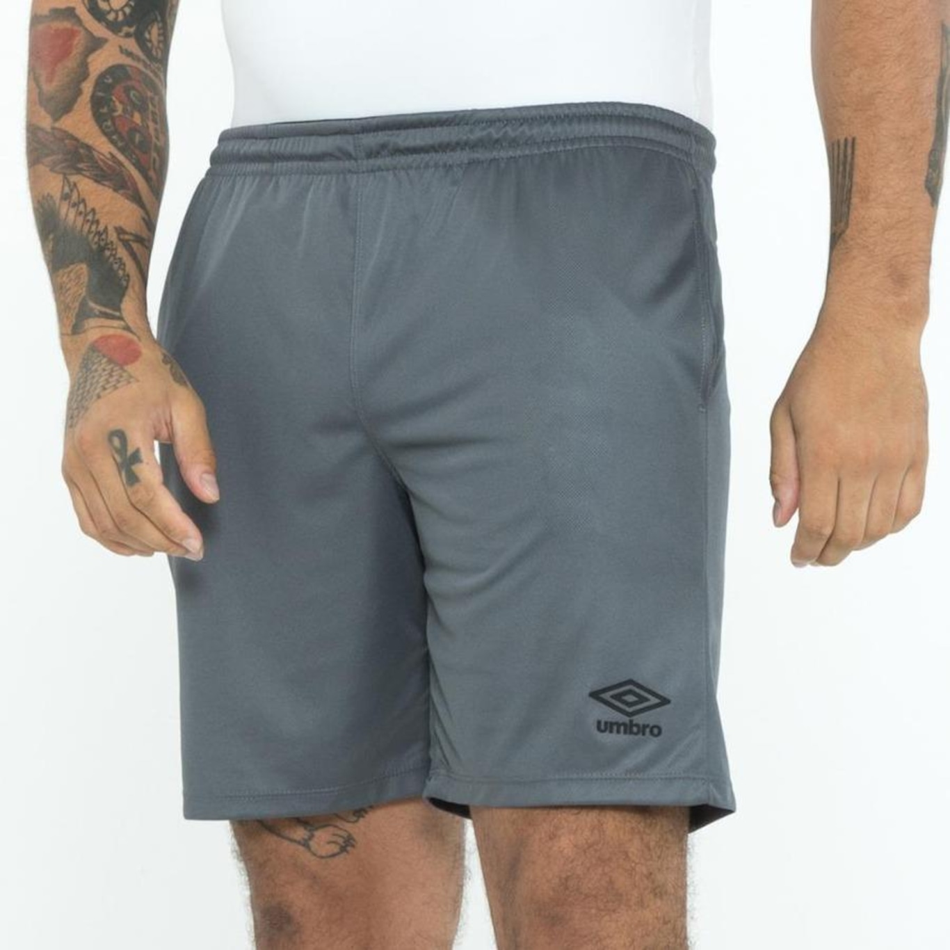 Bermuda Umbro Essential - Masculina - Foto 2