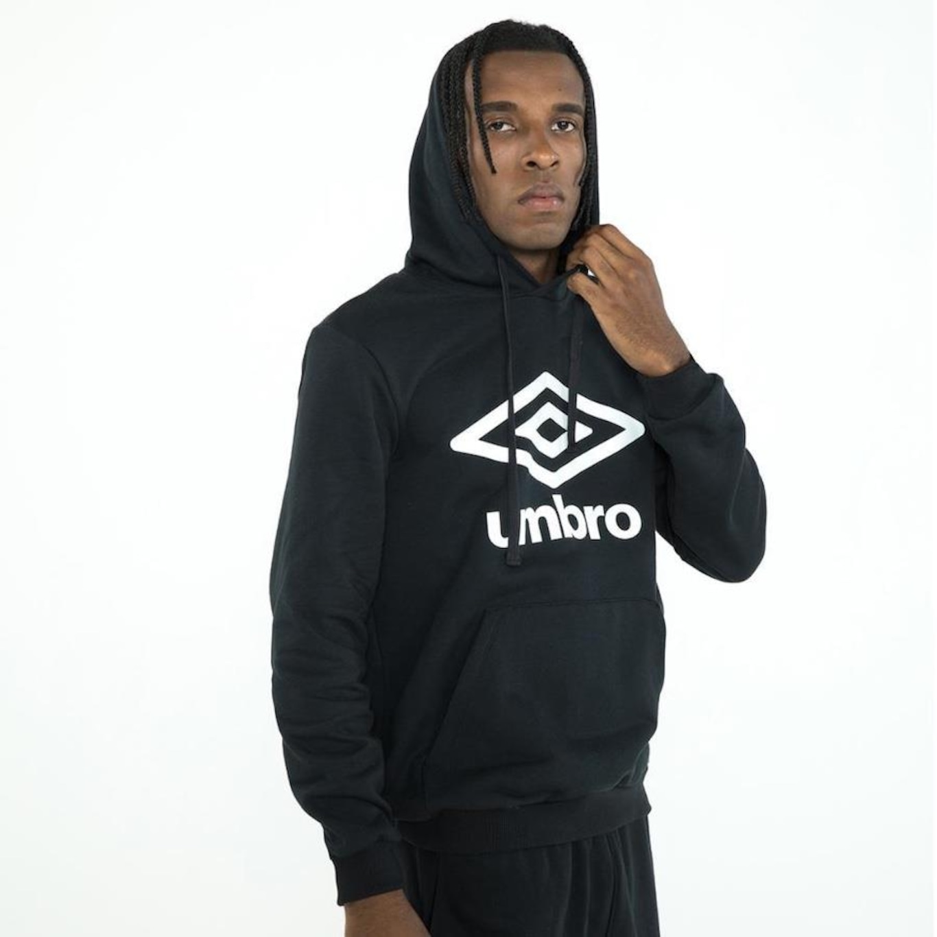 Blusão com Capuz Umbro Essential - Masculino - Foto 2