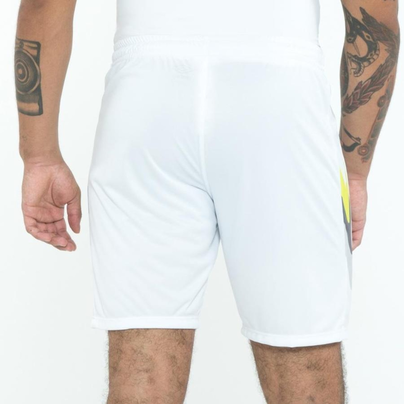 Calção Umbro Sala - Masculino - Foto 4