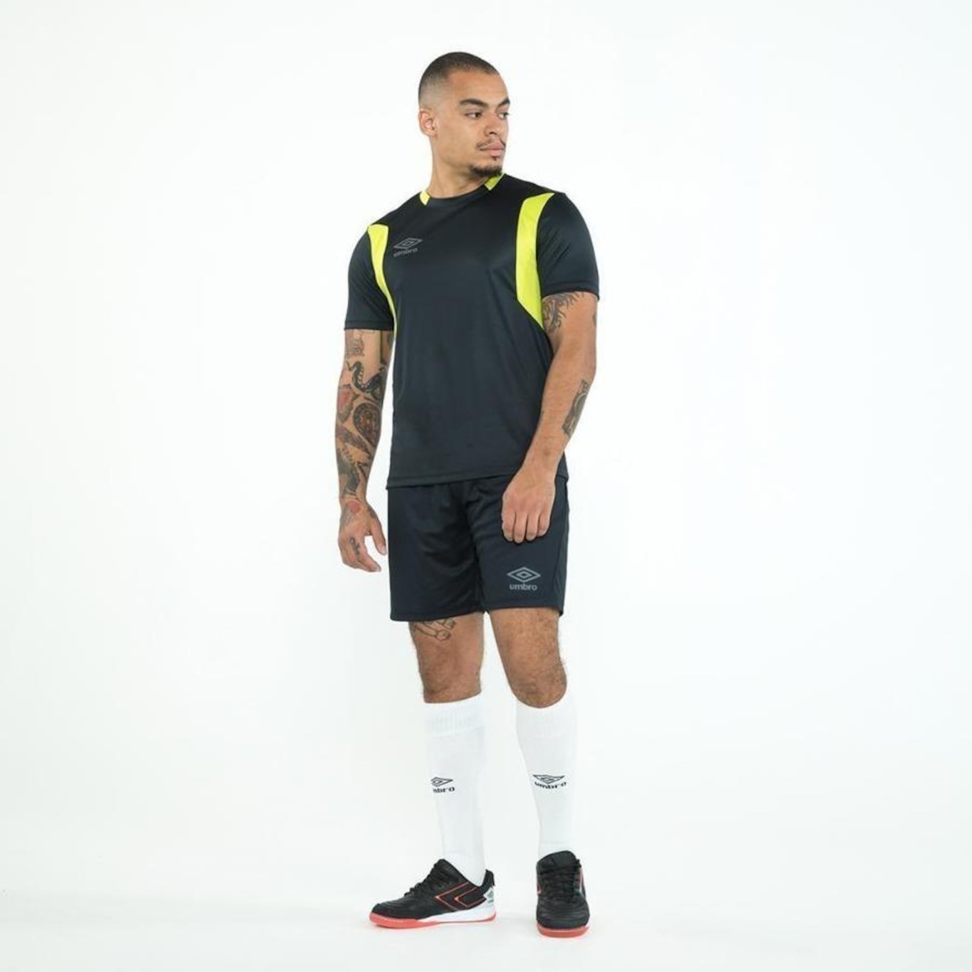 Camiseta Umbro Cyber - Masculina - Foto 1