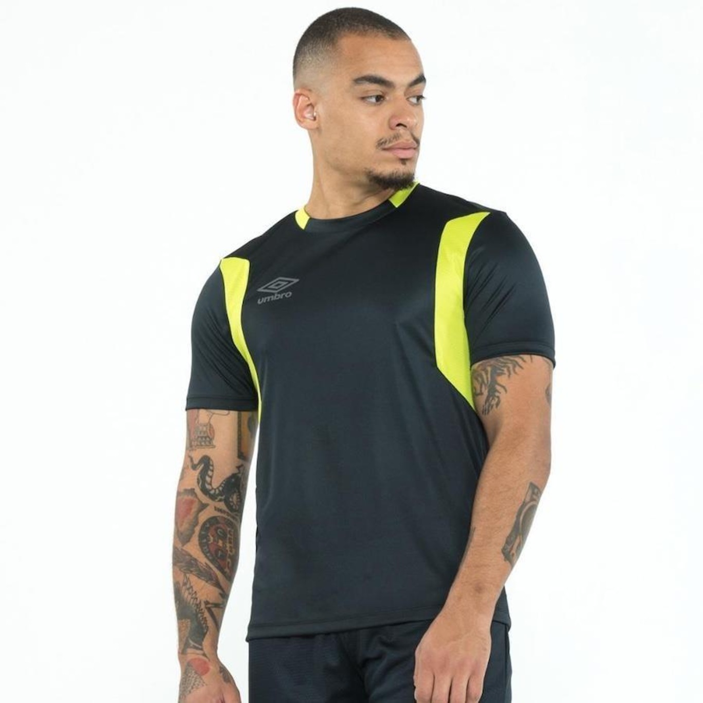 Camiseta Umbro Cyber - Masculina - Foto 6