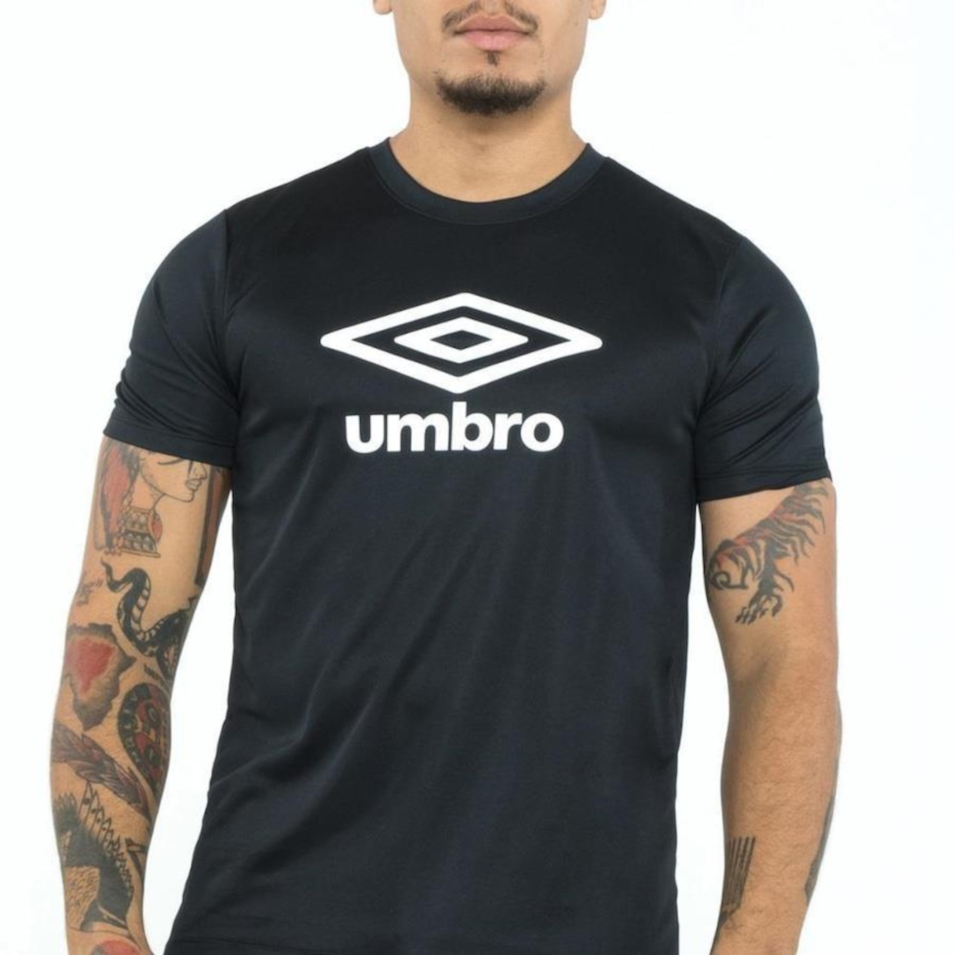 Camiseta Umbro Essential Diamond - Masculina - Foto 3