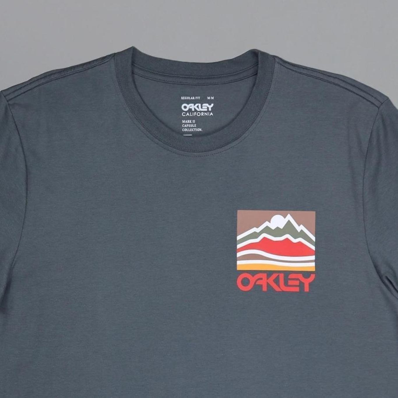 Camiseta Oakley Edição Limitada Wide Graphic Tee - Masculina - Foto 4