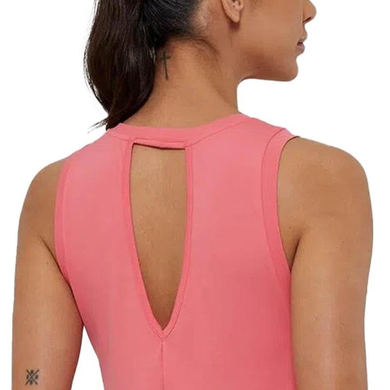 Camiseta Regata Alto Giro Back Fit - Feminina - Foto 4