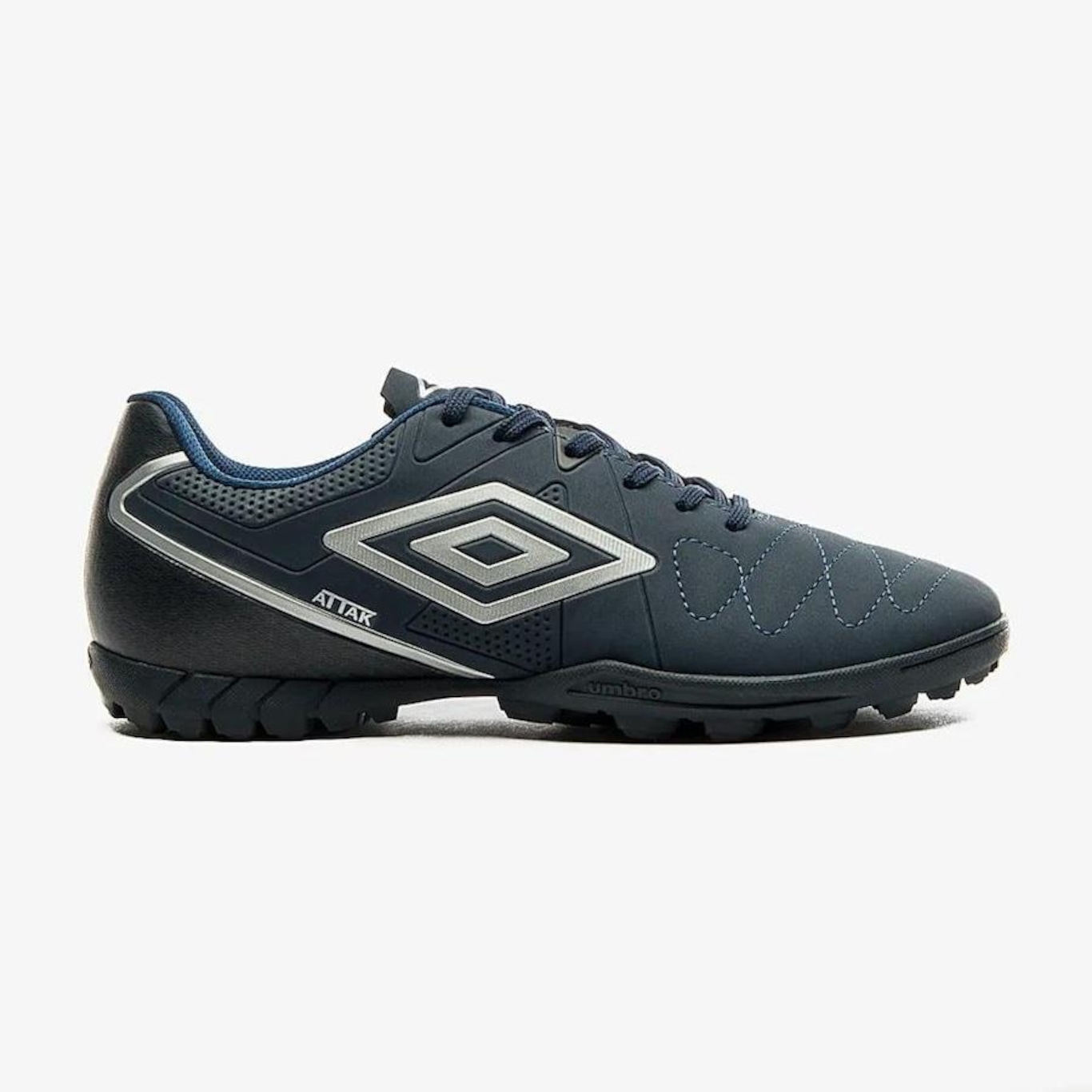 Chuteira Society Umbro Attak Eternal - Adulto - Foto 1