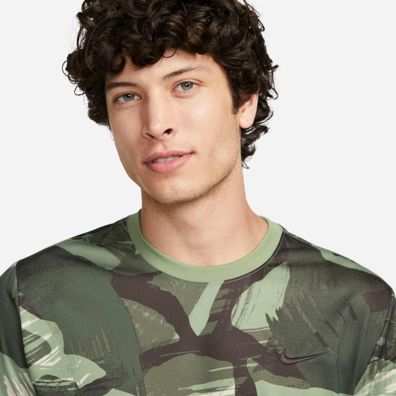 Camiseta Nike Camo Dri-Fit Legend - Masculina - Foto 3