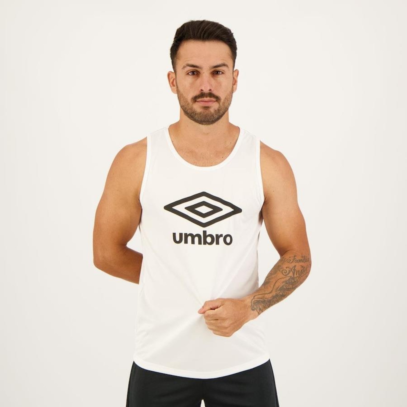 Camiseta Regata Umbro Essential Diamond I - Masculina - Foto 1