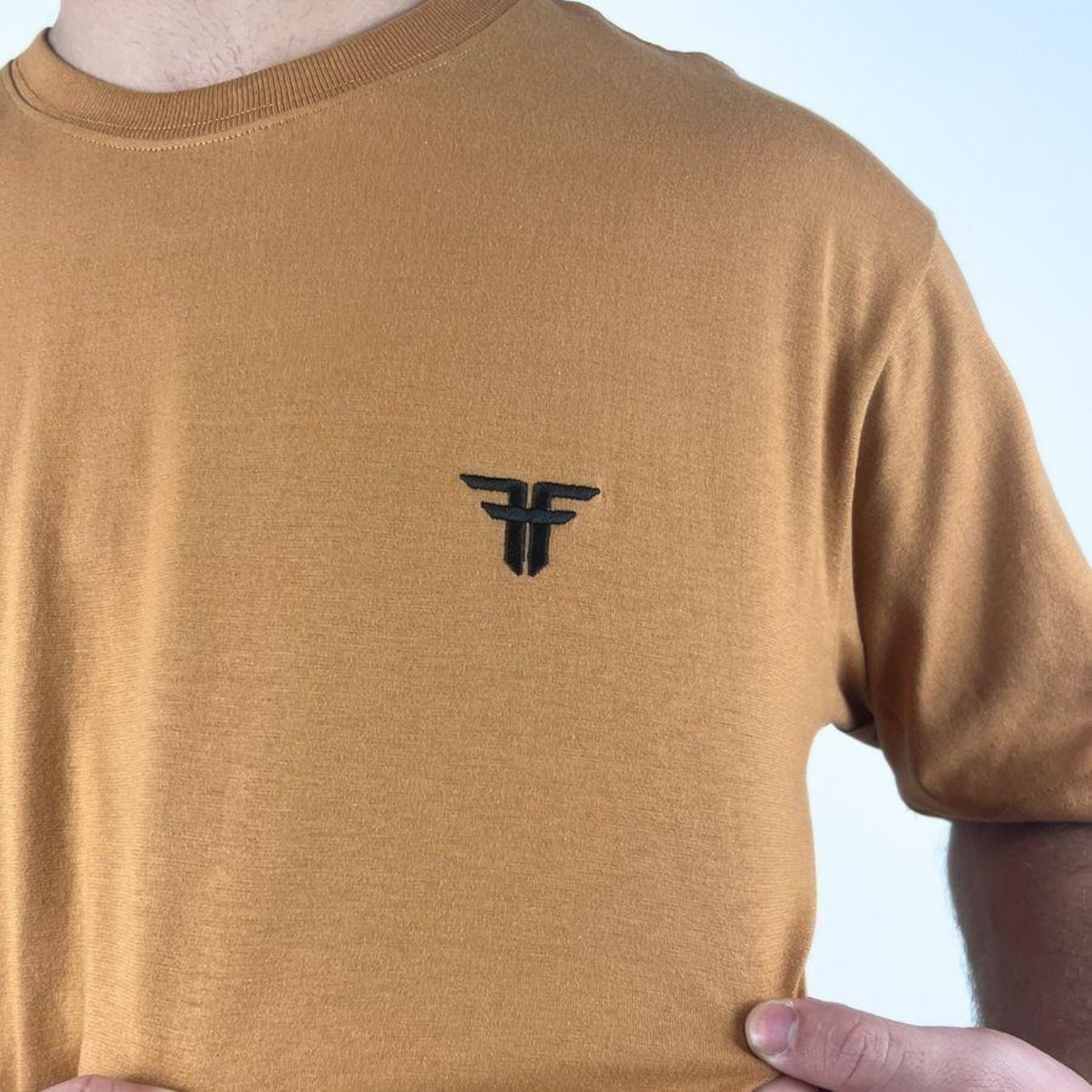 Camiseta Fallen Logo Bordado - Masculina - Foto 2