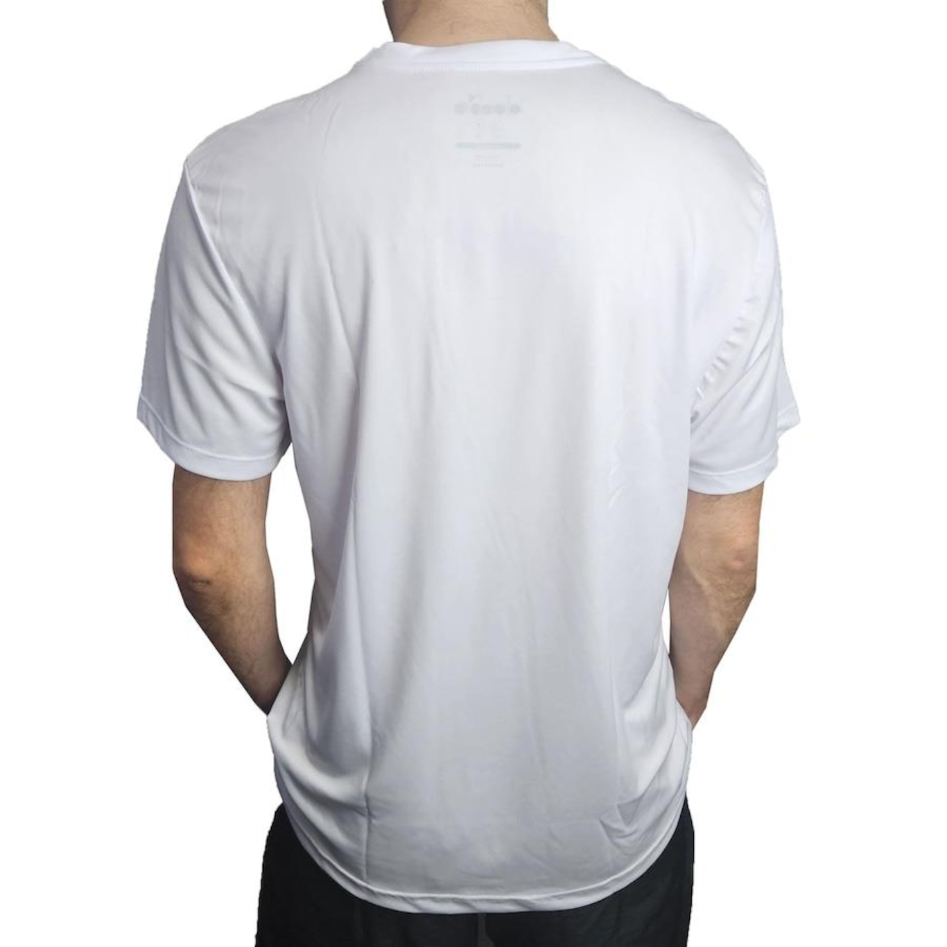 Camiseta Diadora Trainning - Masculina - Foto 4