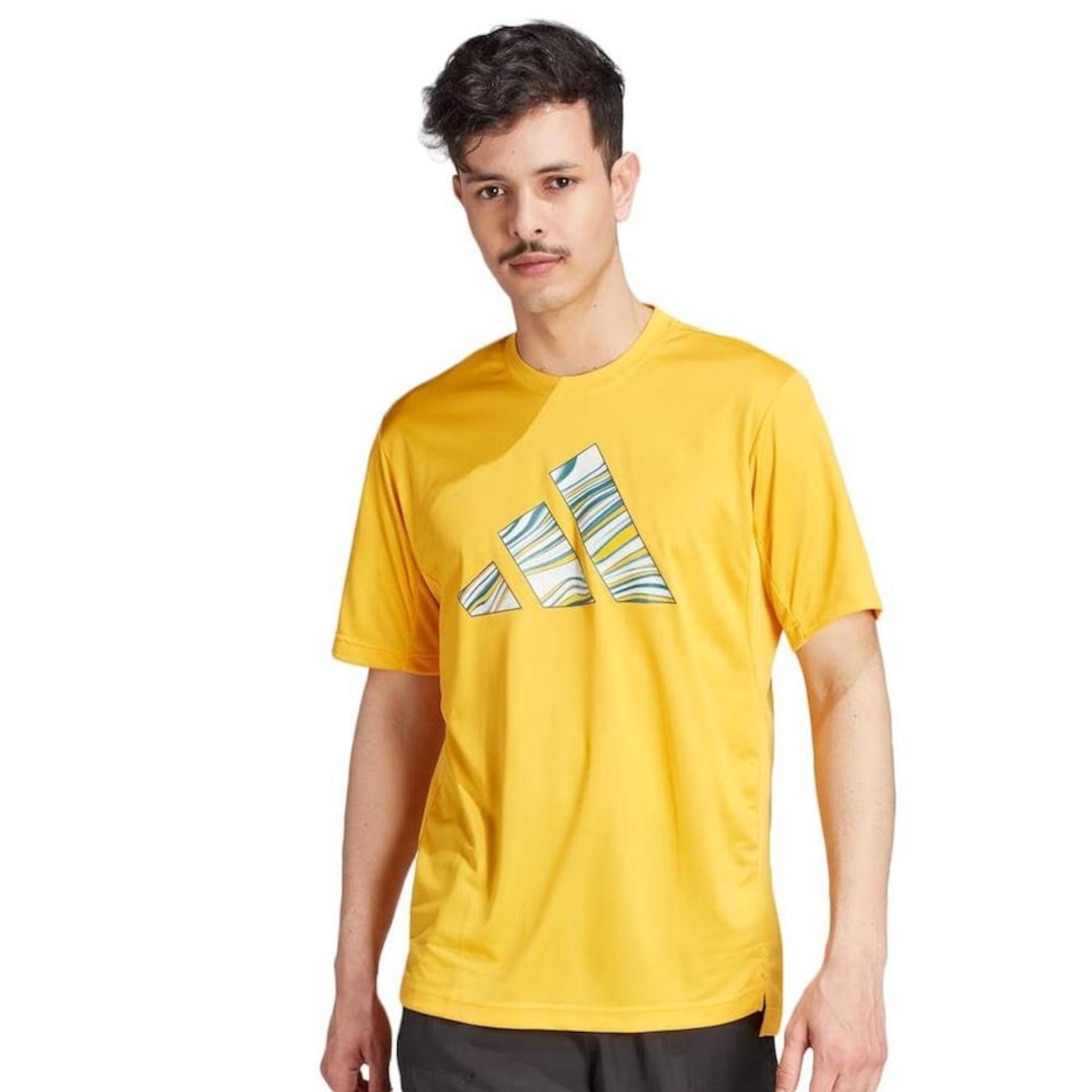 Camiseta adidas Hiit Graphic - Masculina - Foto 2