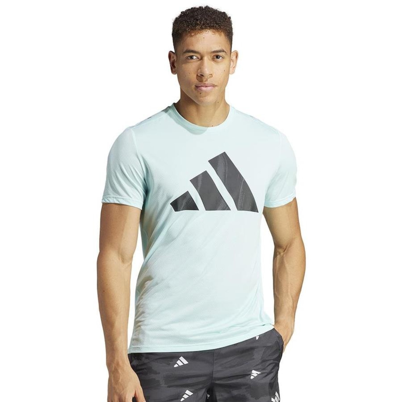 Camiseta adidas Brand Love - Masculina - Foto 2