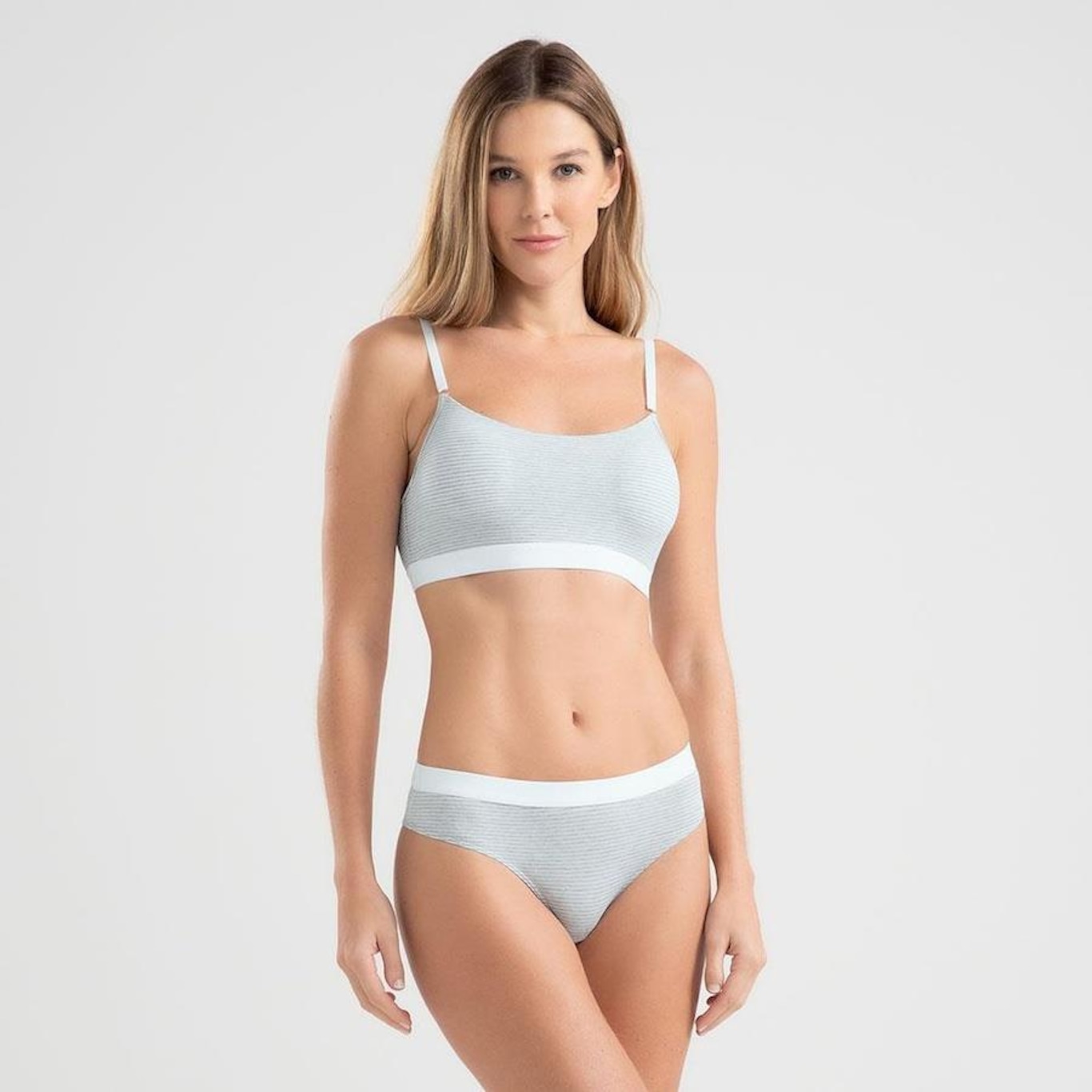 Top Fitness com Bojo She Alças Cotton com Bojo Removível - Feminino - Foto 4