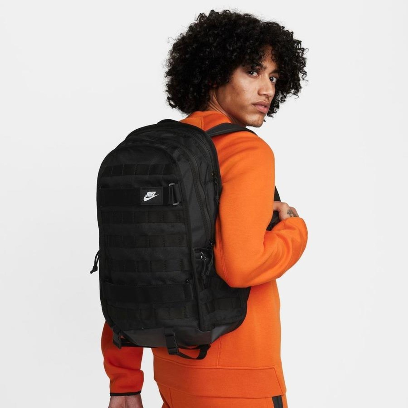 Nike hotsell sportswear mochila