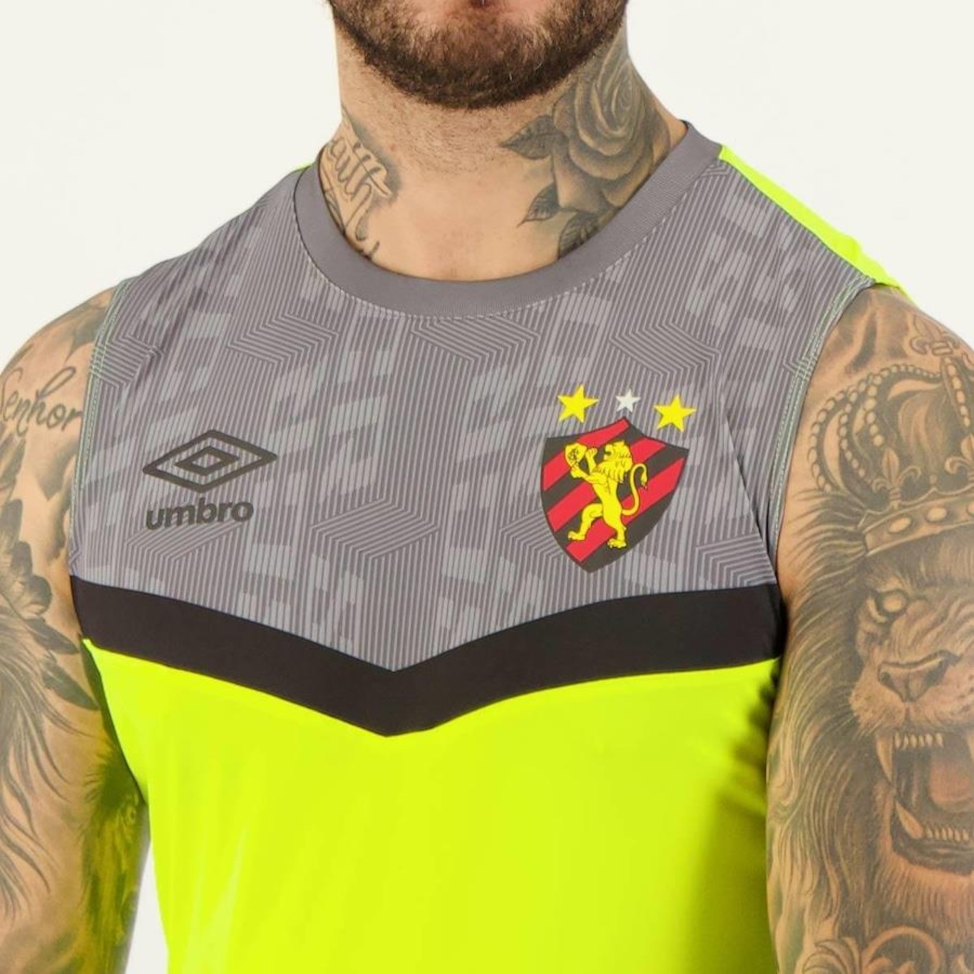 Camiseta Regata do Sport Recife Treino 2023 Umbro - Masculina - Foto 4