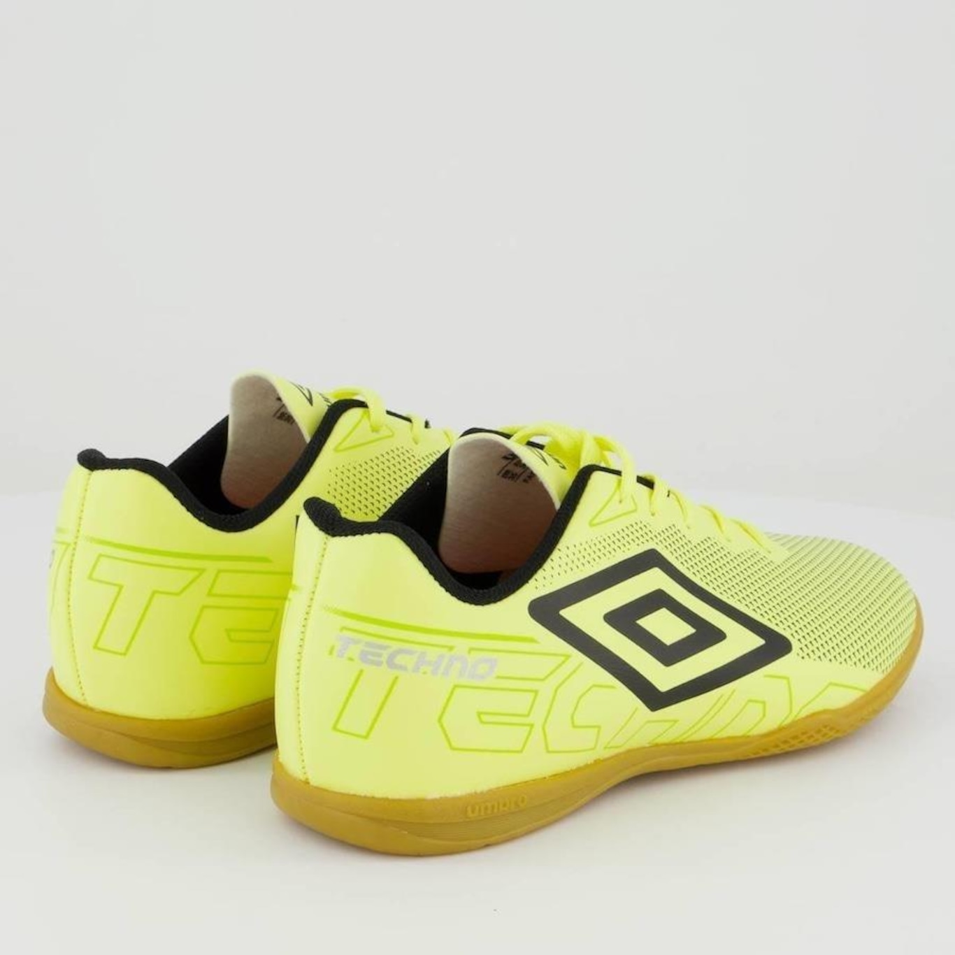 Chuteira Futsal Umbro Techno - Infantil - Foto 3