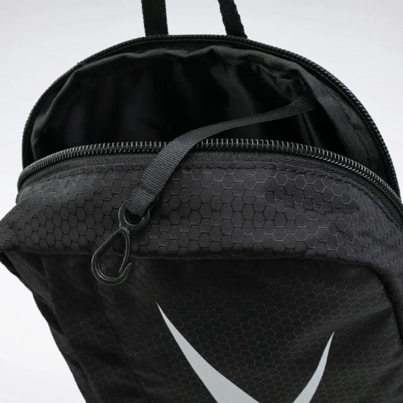 Bolsa Reebok Transversal Drexler Crossbody - 3,2 Litros - Foto 5