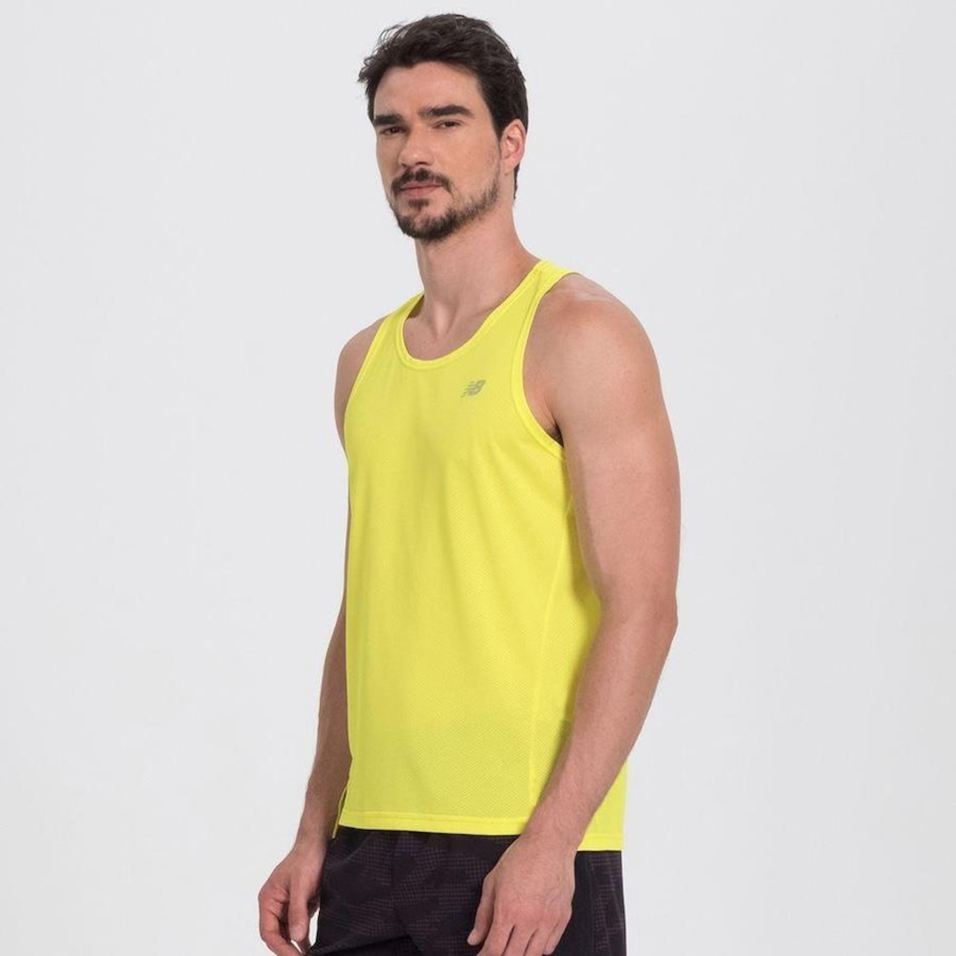 Camiseta Regata New Balance Accelerate - Masculina - Foto 3