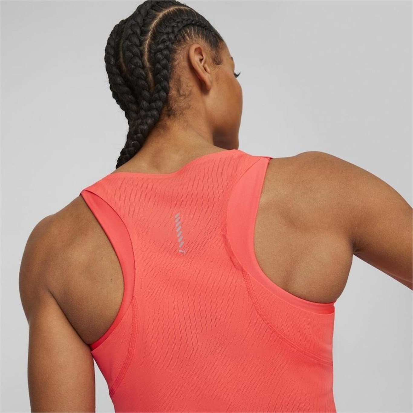 Camiseta Regata Puma Ultraspun Running Crop - Feminina - Foto 3