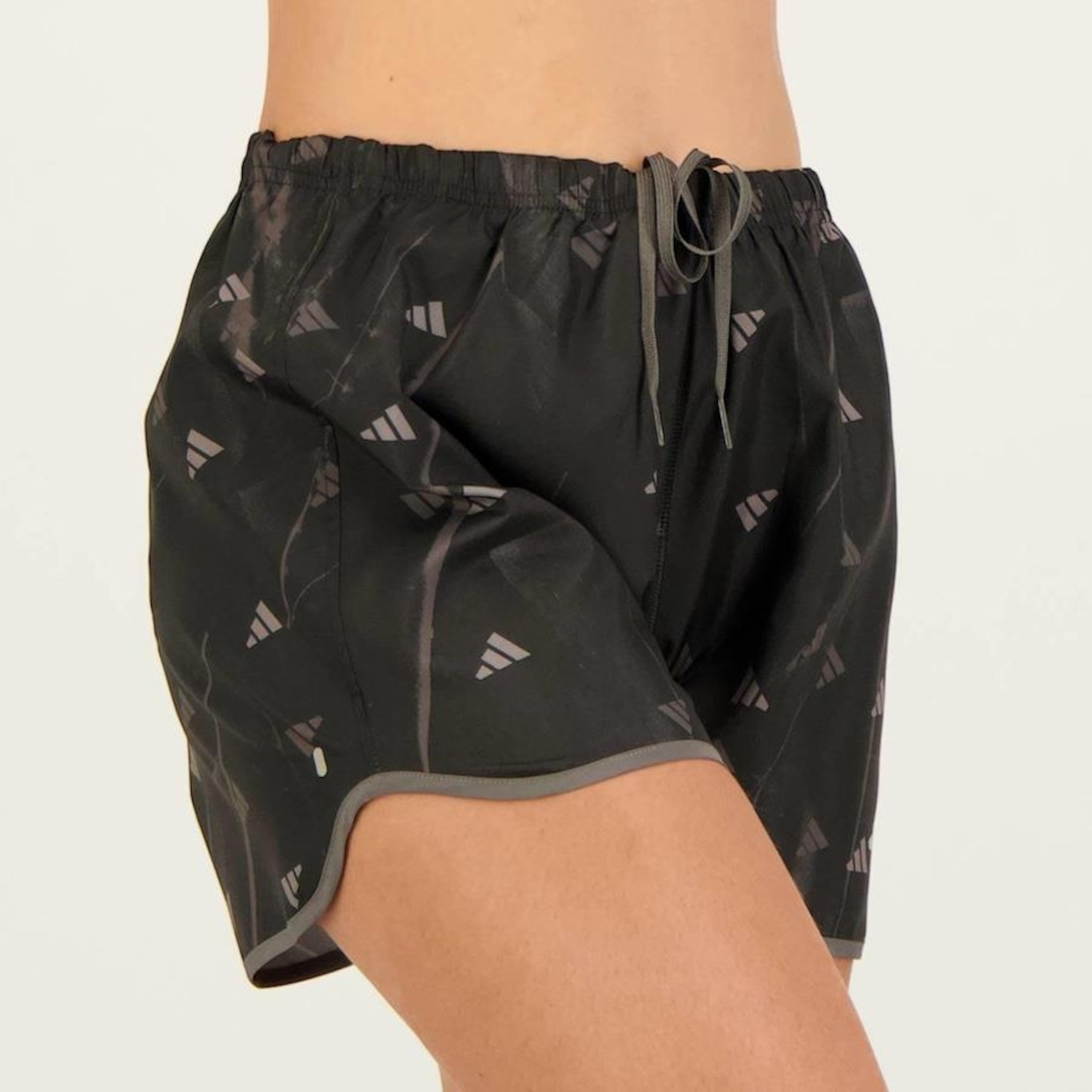 Shorts adidas Run It Brand Love - Feminino - Foto 2