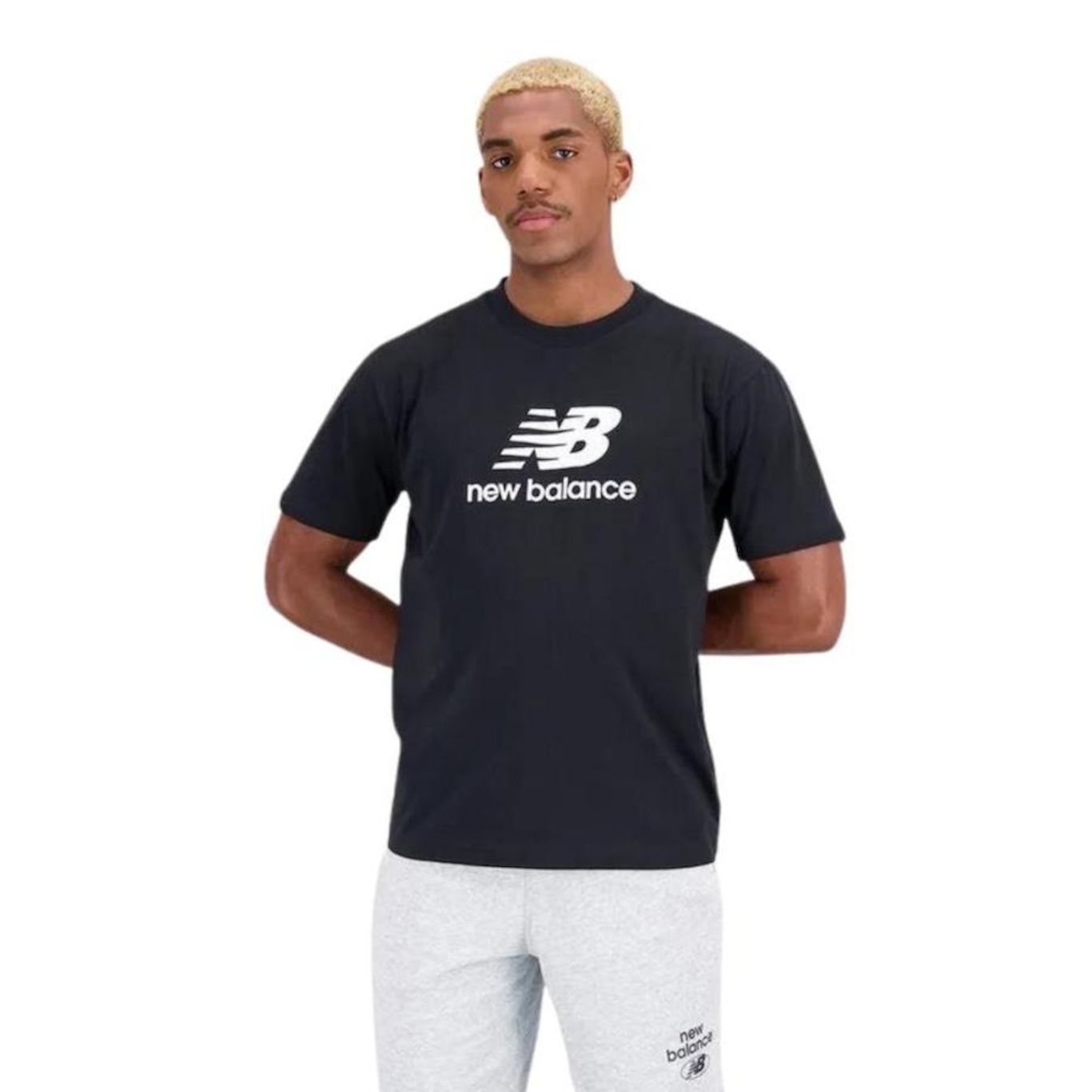 Camiseta New Balance Essentials Basic - Masculina - Foto 3