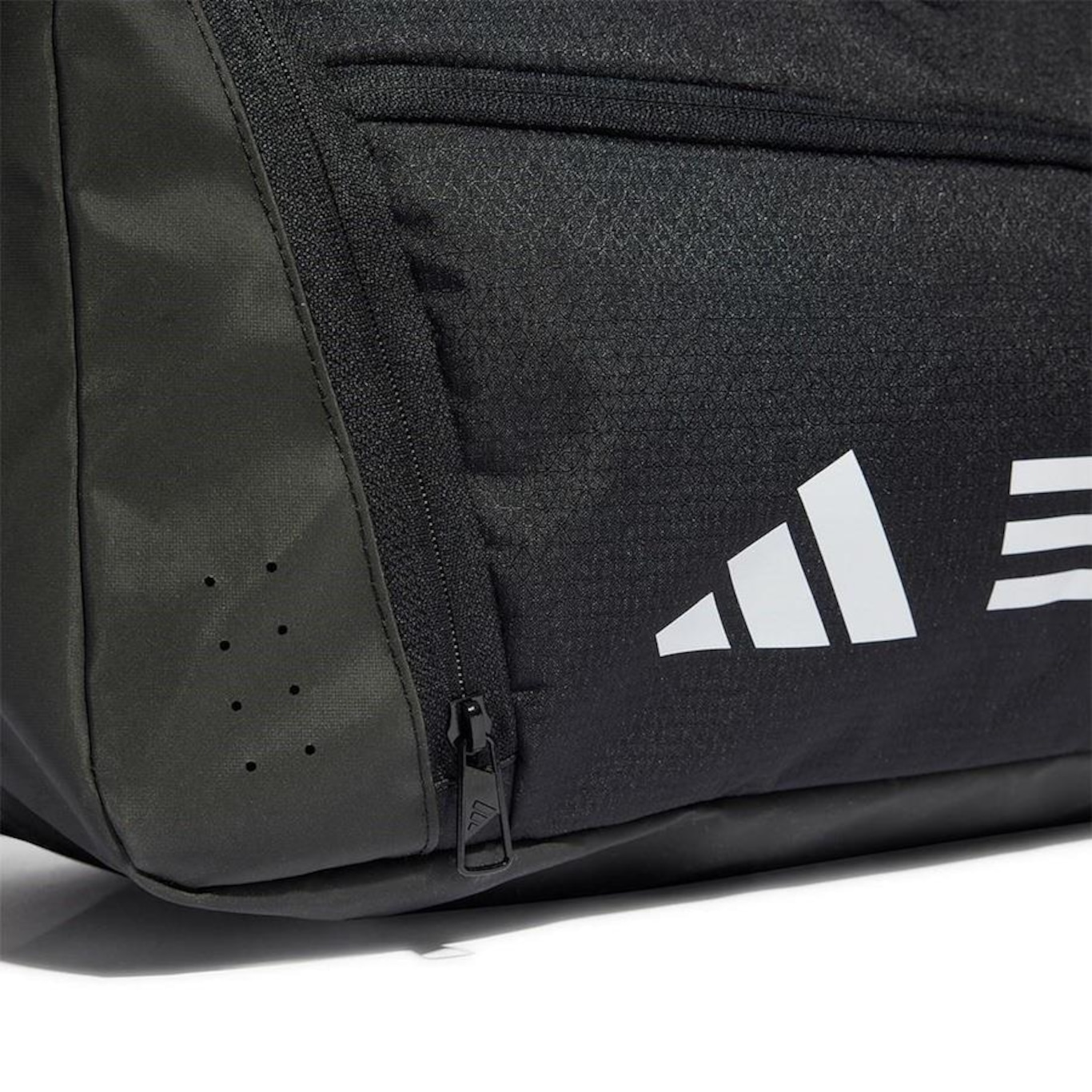 Mala adidas Duffle Essentials Três Listras - 30 Litros - Foto 5