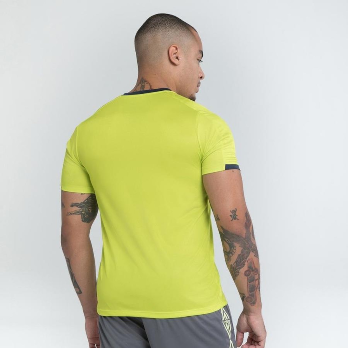 Camiseta Umbro Art Diamond - Masculina - Foto 2