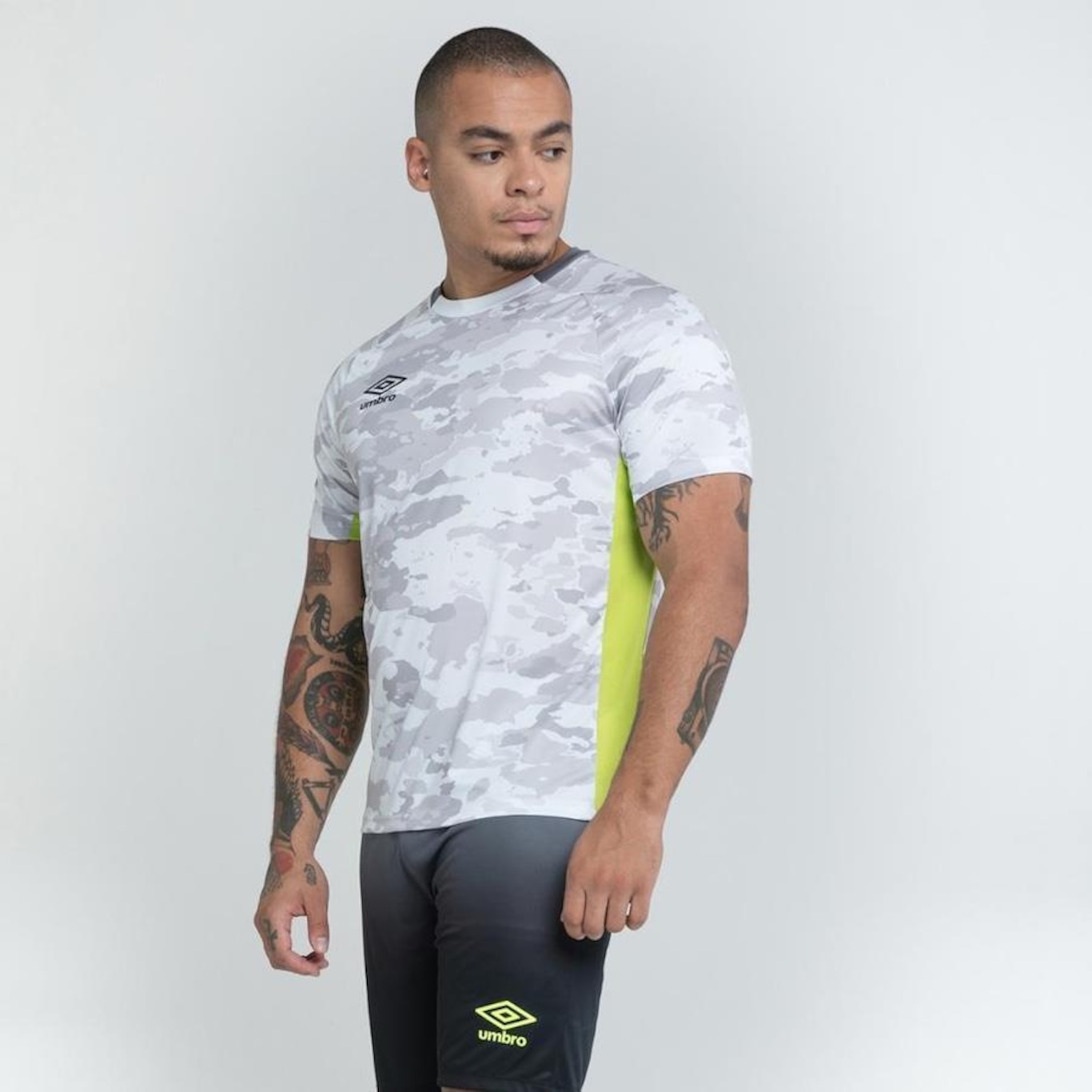 Camiseta Umbro Camuflagem - Masculina - Foto 3