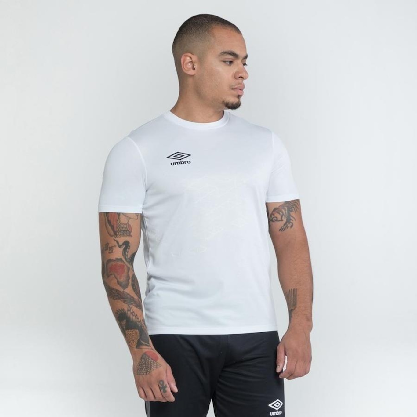 Camiseta Umbro Digital Diamond - Masculina - Foto 1