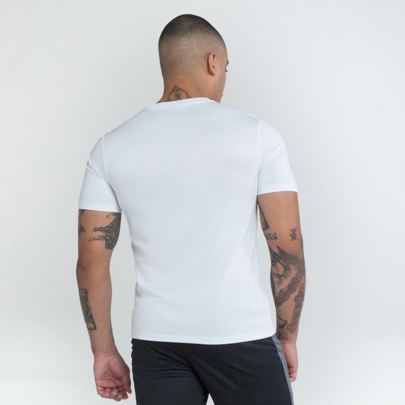 Camiseta Umbro Digital Diamond - Masculina - Foto 4