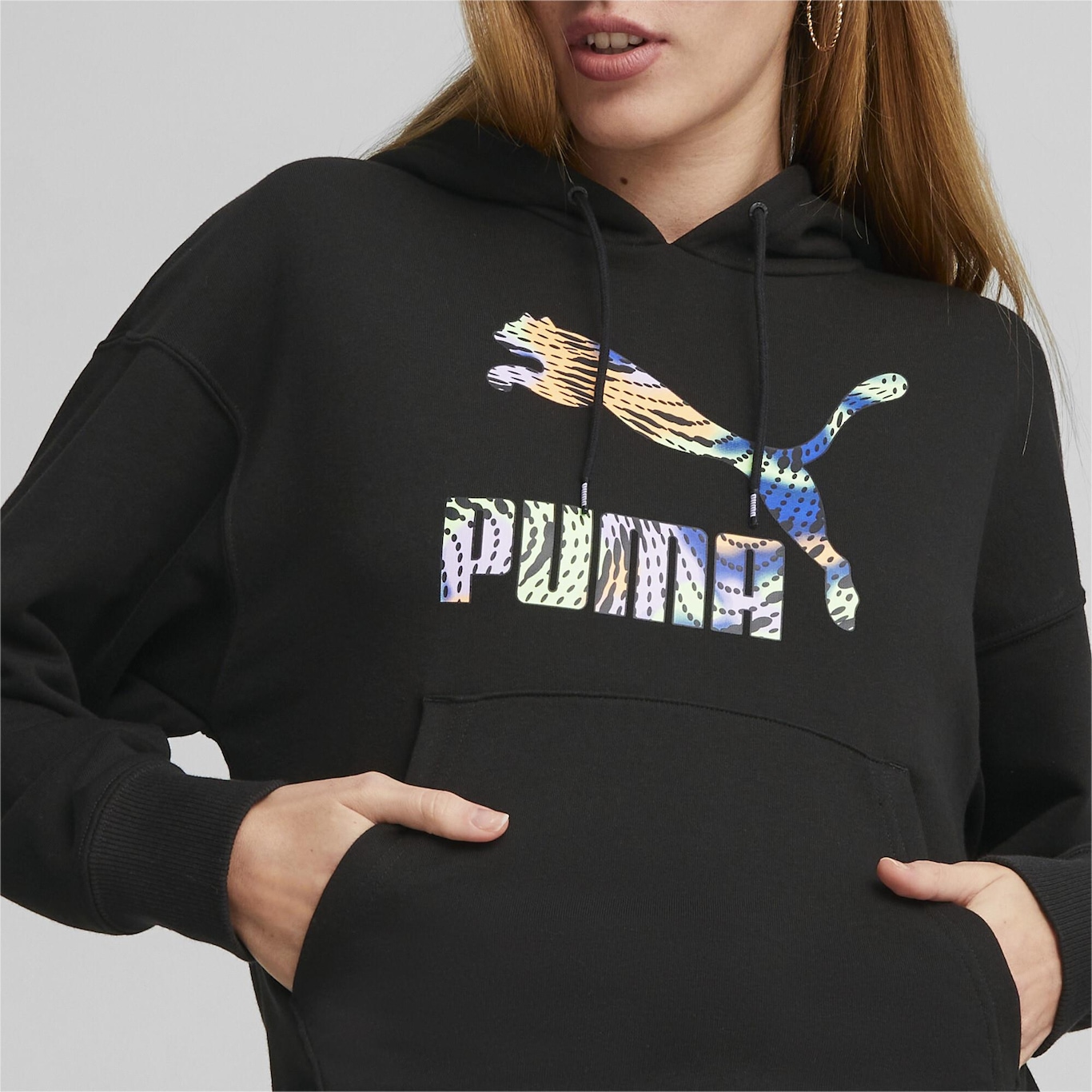 Blusão de Moletom com Capuz Puma Classics Logo Infill Terry - Feminina em  Promoção