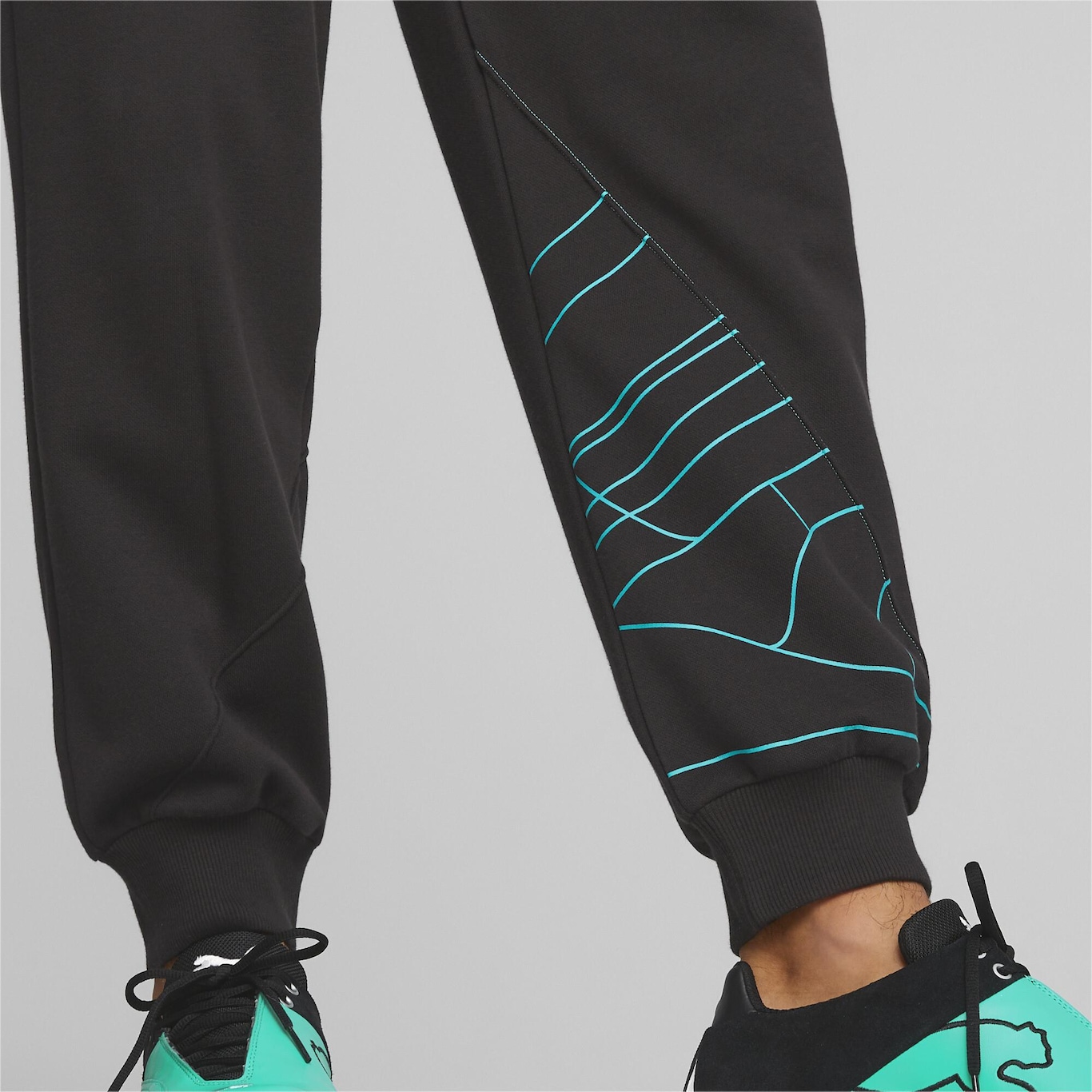 Calça Puma Mercedes-AMG Petronas Statement Motorsport - Masculina - Foto 6