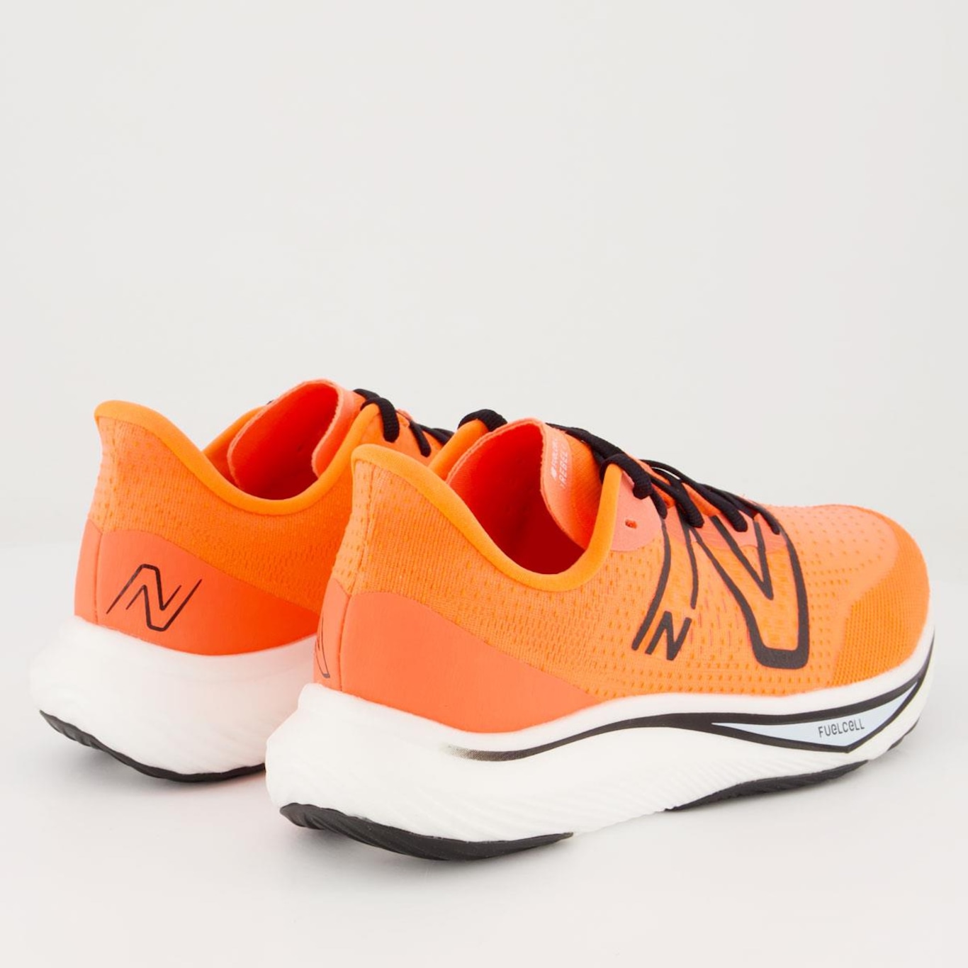 Tênis New Balance Fuelcell Rebel V3 - Masculino - Foto 3