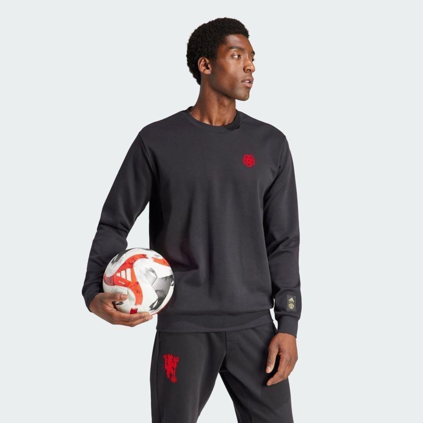 Blusão de Moletom sem Capuz adidas Mufc Cs Swt - Masculino - Foto 5