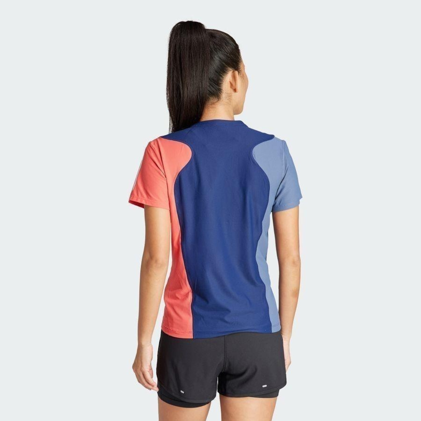 Camiseta adidas Otr B Cb Tee - Feminina - Foto 4