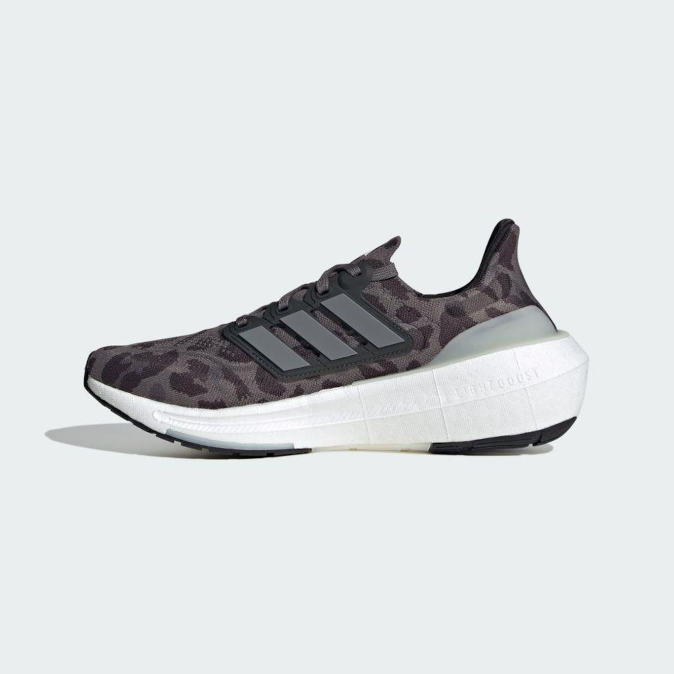 Tênis adidas Ultraboost Light - Masculino - Foto 3