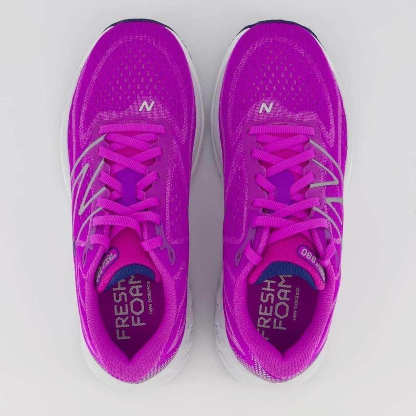 Tênis New Balance Fresh Foam X 880V13 - Feminino - Foto 4