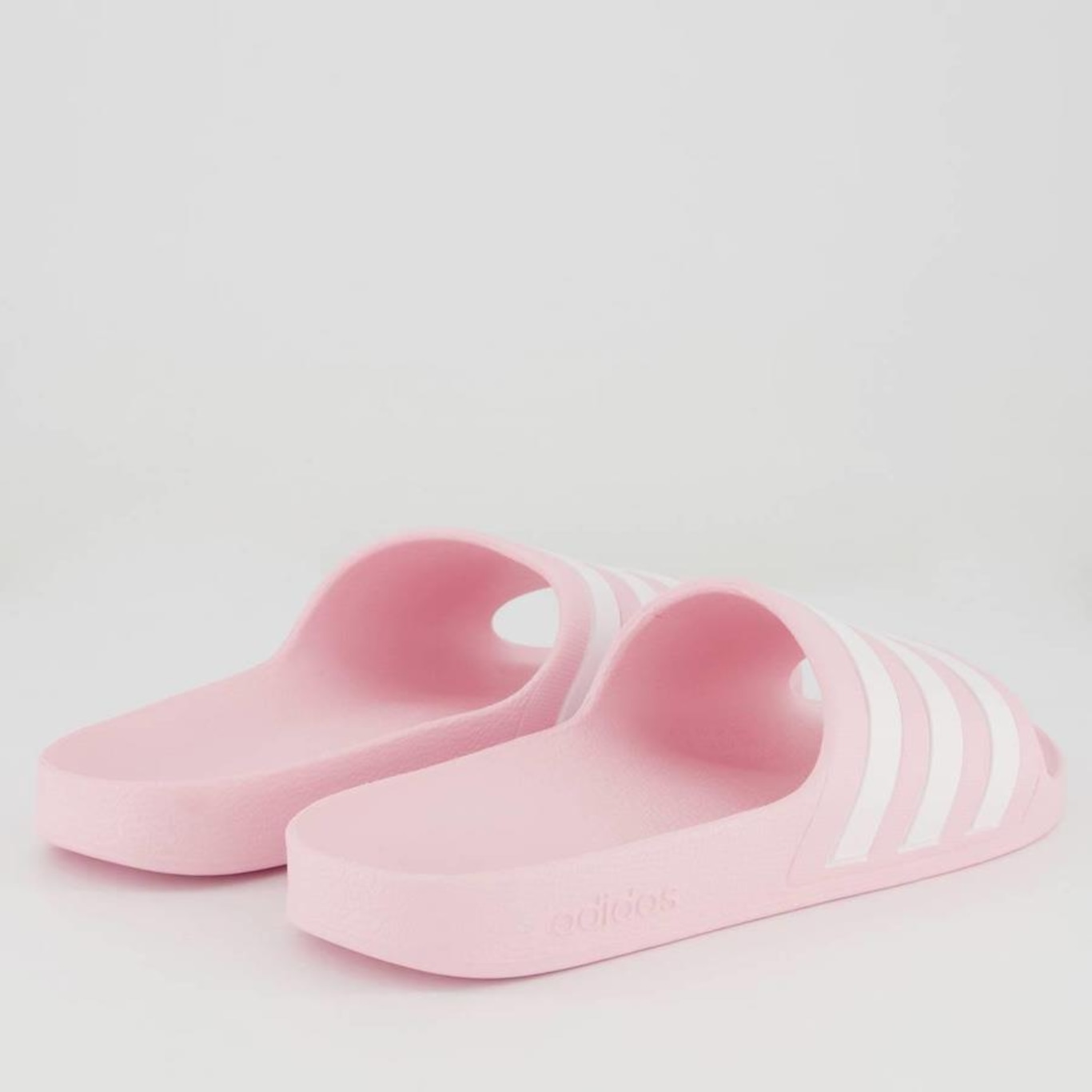 Chinelo adidas Adilette Aqua - Infantil - Foto 4