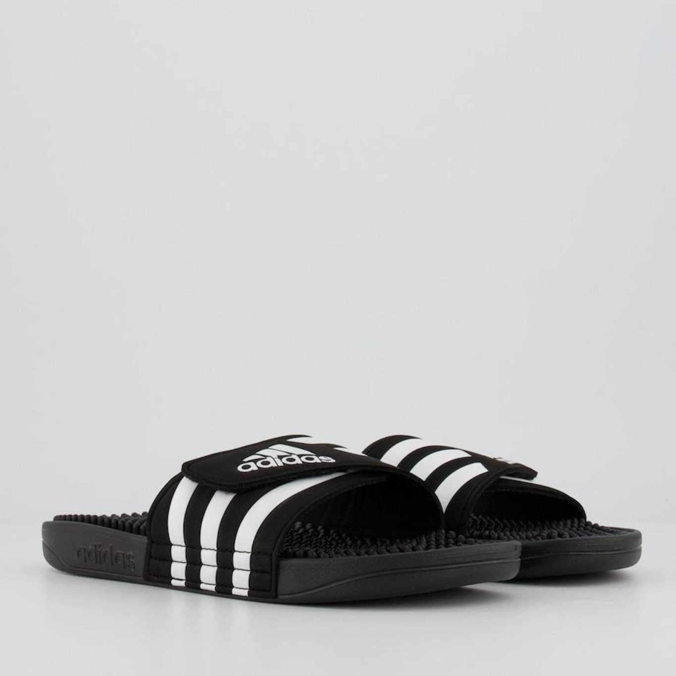 Chinelo adidas Adissage Logo - Unissex - Foto 3