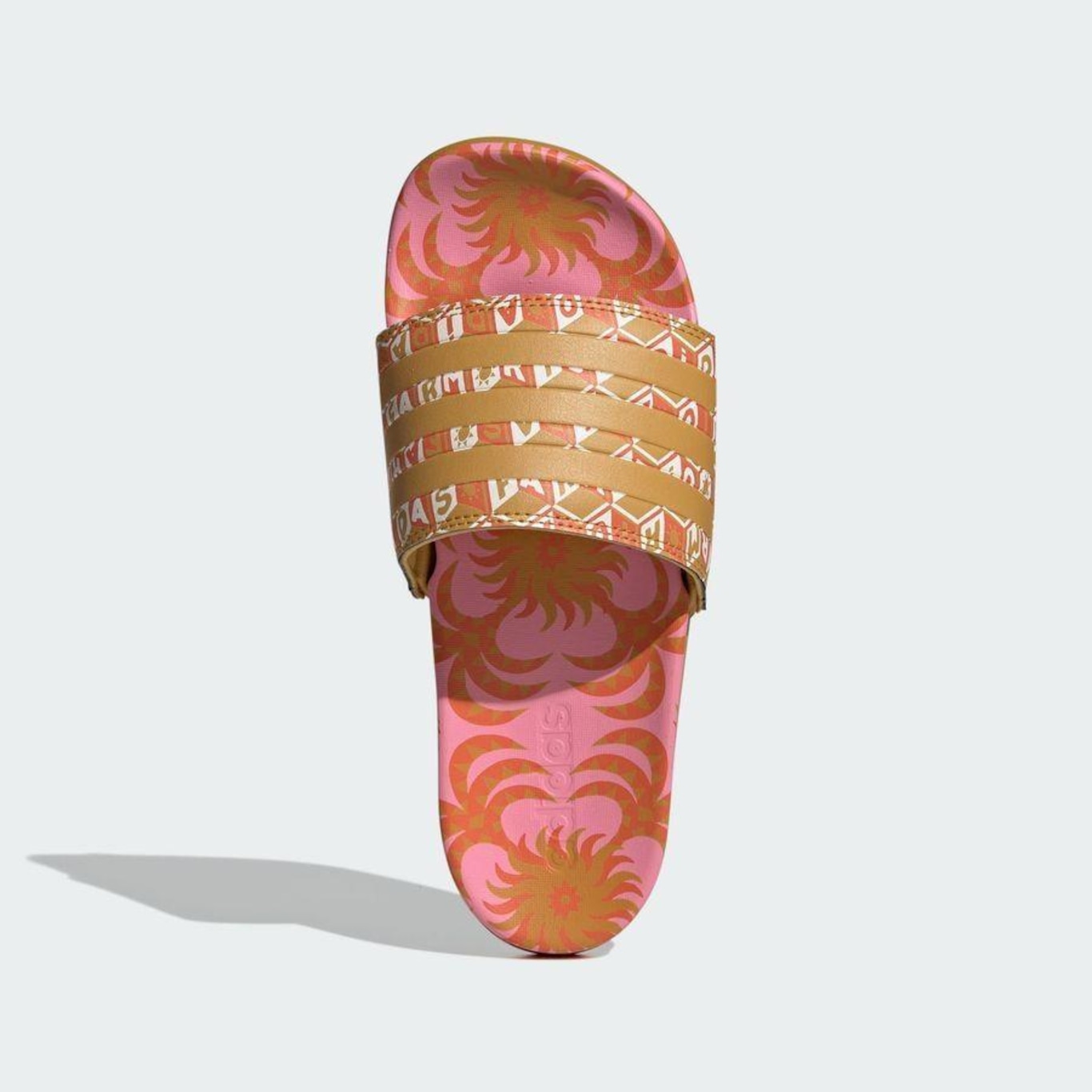 Chinelo adidas Adilette Comfort - Feminino - Foto 4