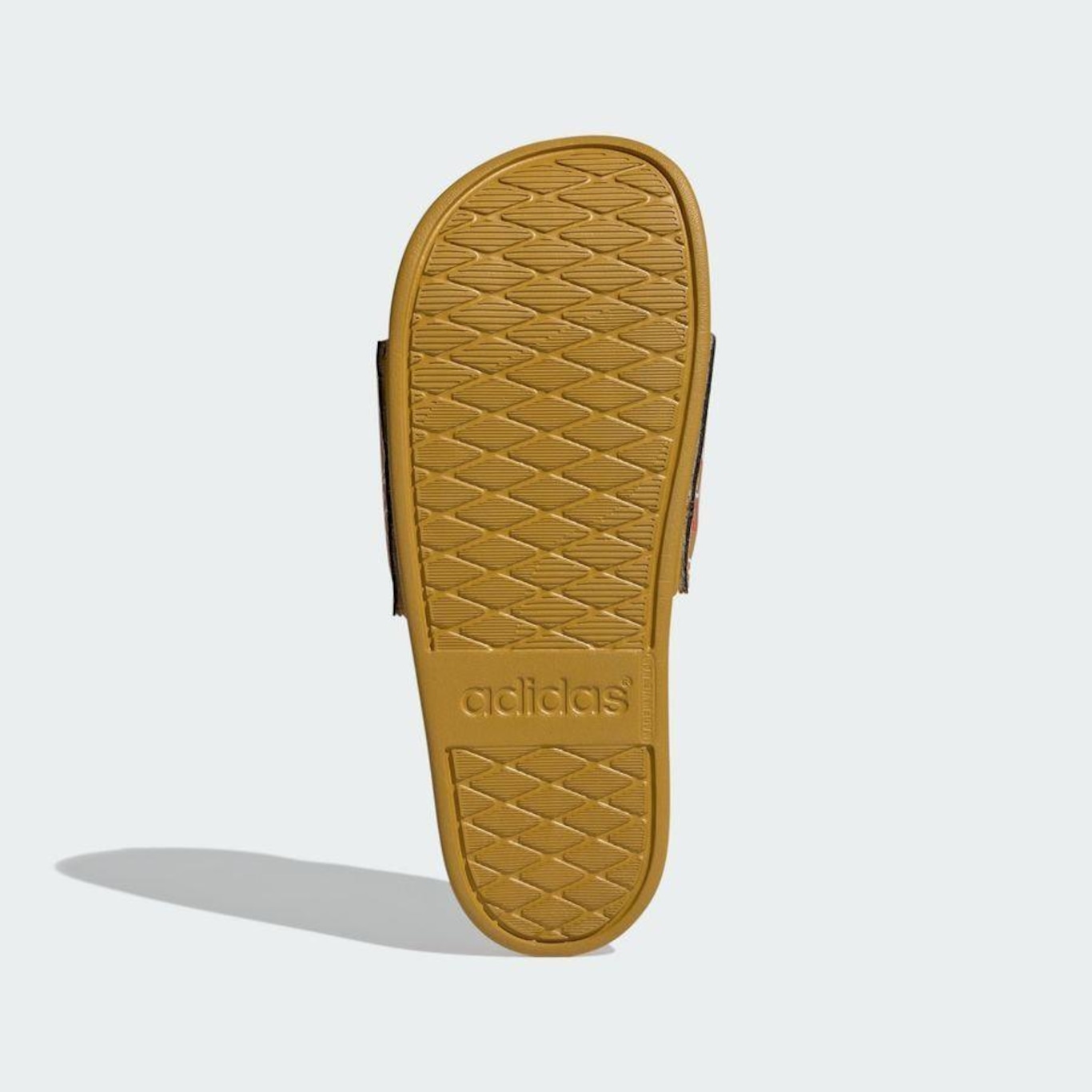 Chinelo adidas Adilette Comfort - Feminino - Foto 5