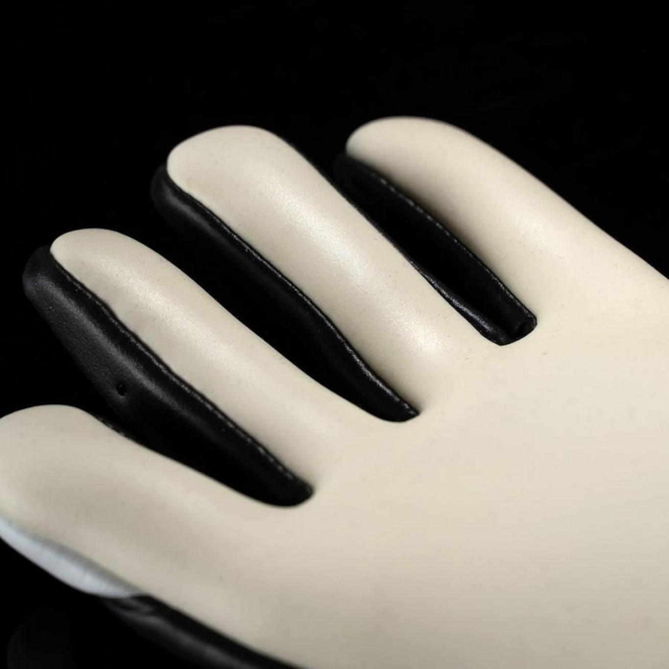 Luvas de Goleiro Uhlsport Powerline Absolutgrip Hn - Adulto - Foto 4