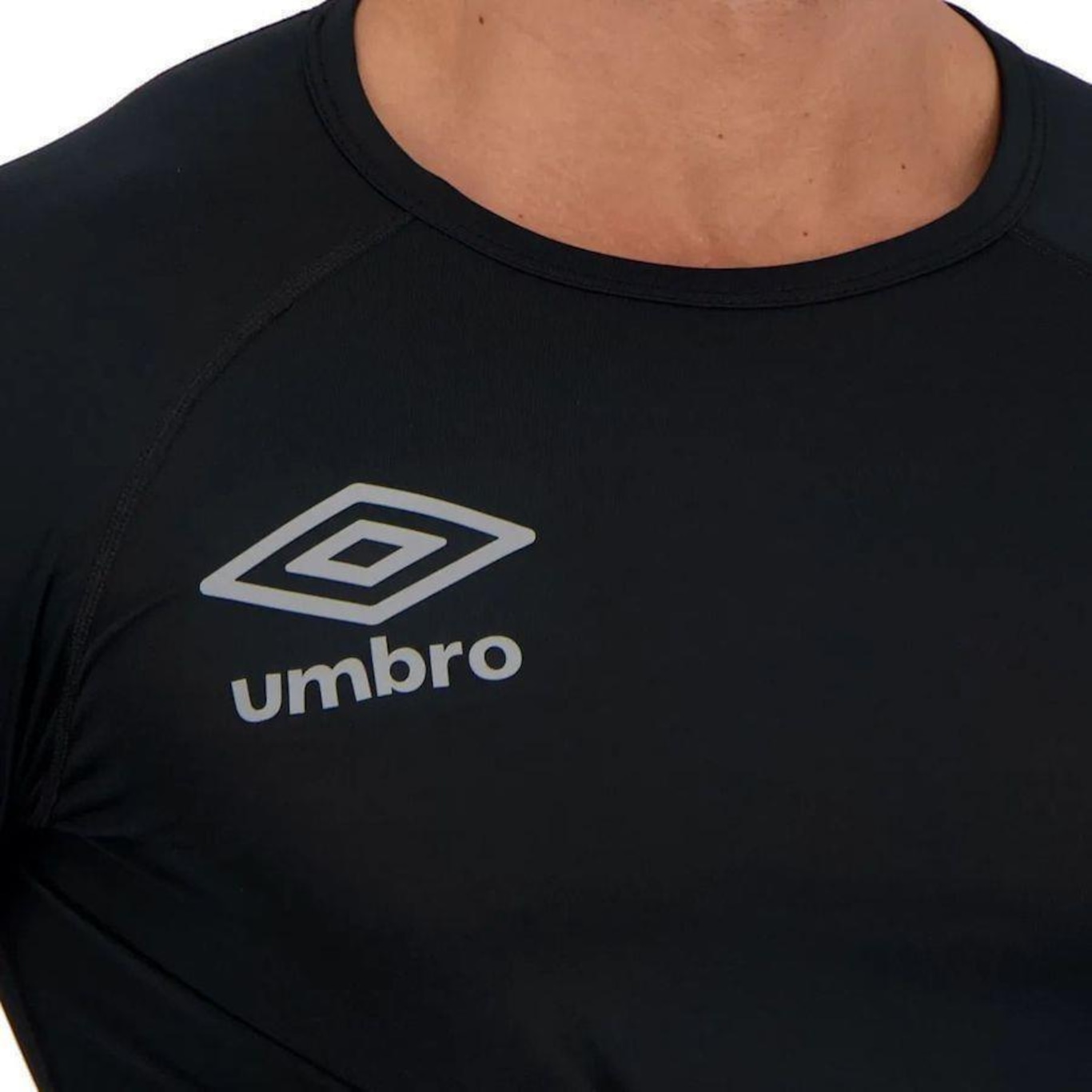 Camiseta Umbro Diamond Basic - Masculina - Foto 3