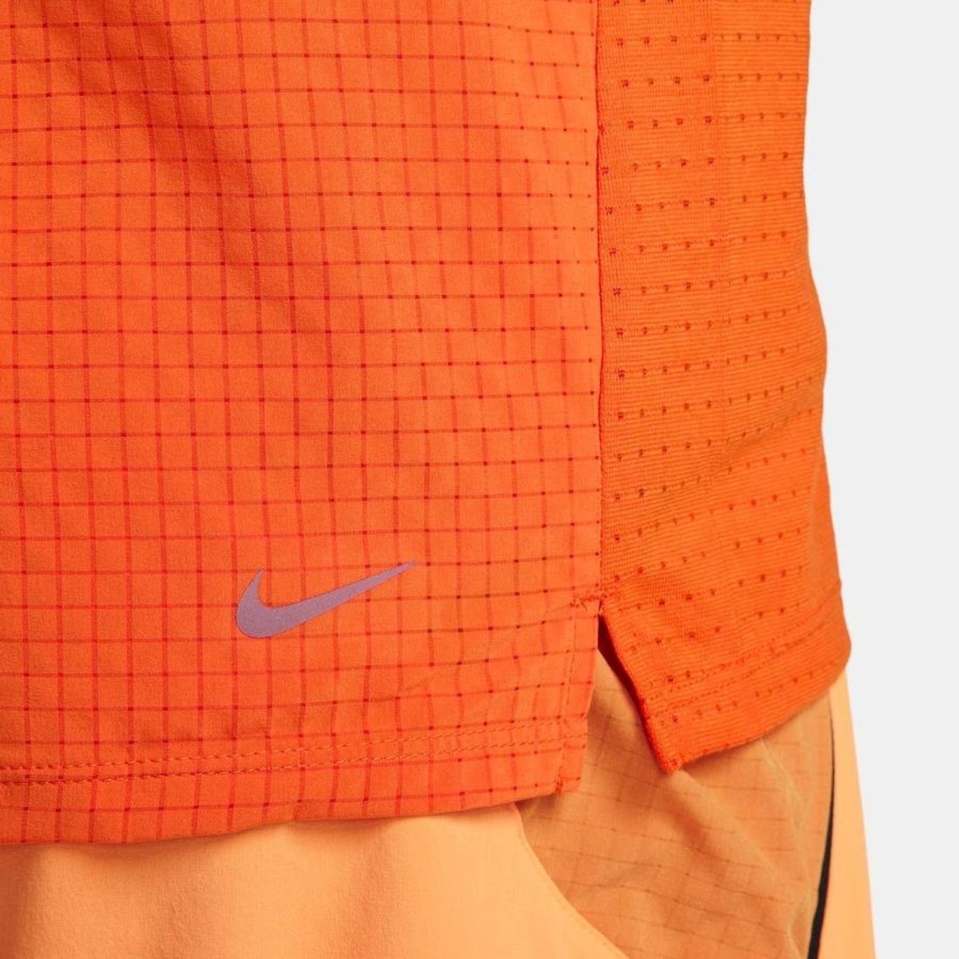 Camiseta Nike Trail Solar Chase - Masculina - Foto 4