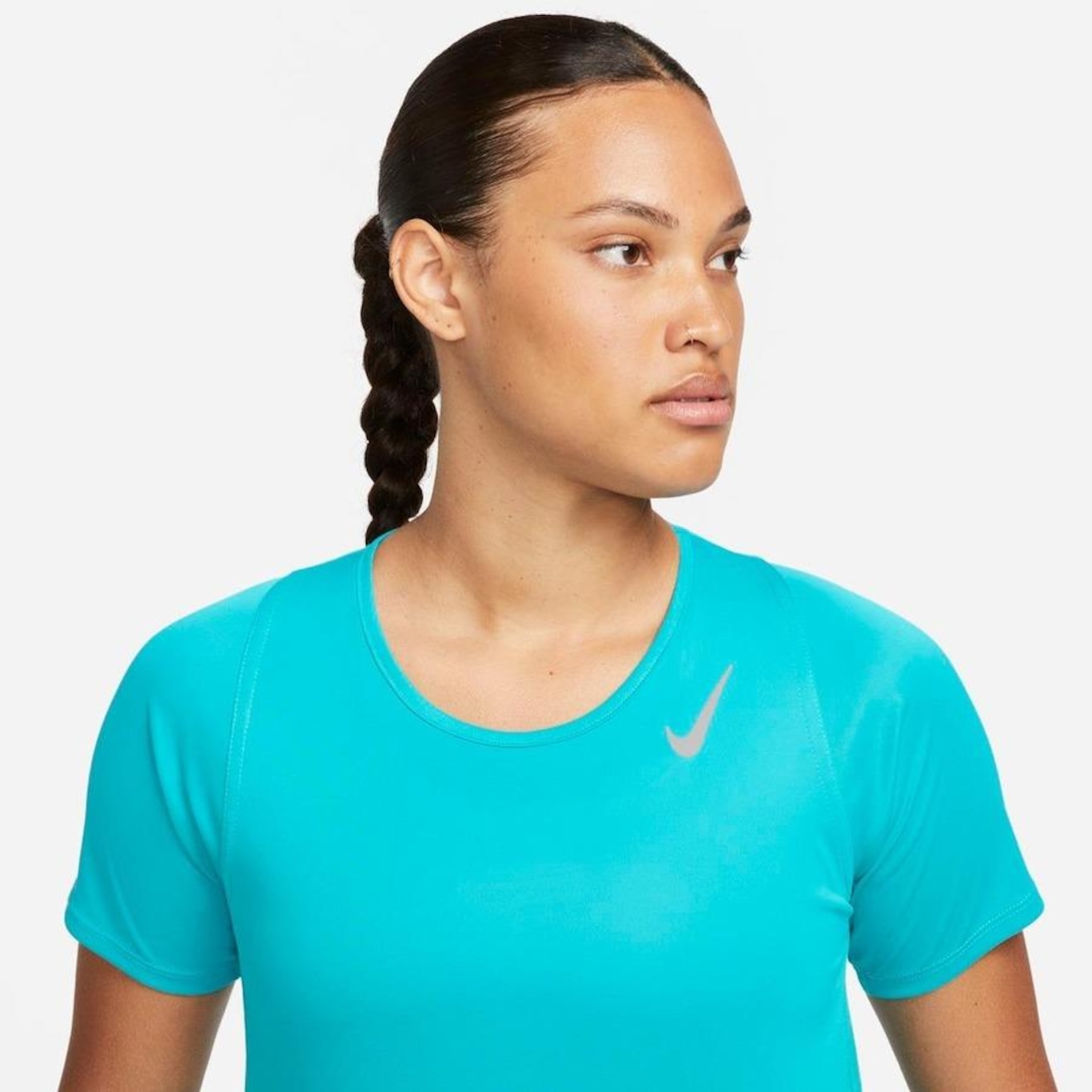 Camiseta Nike Dri-Fit Race - Feminina - Foto 3