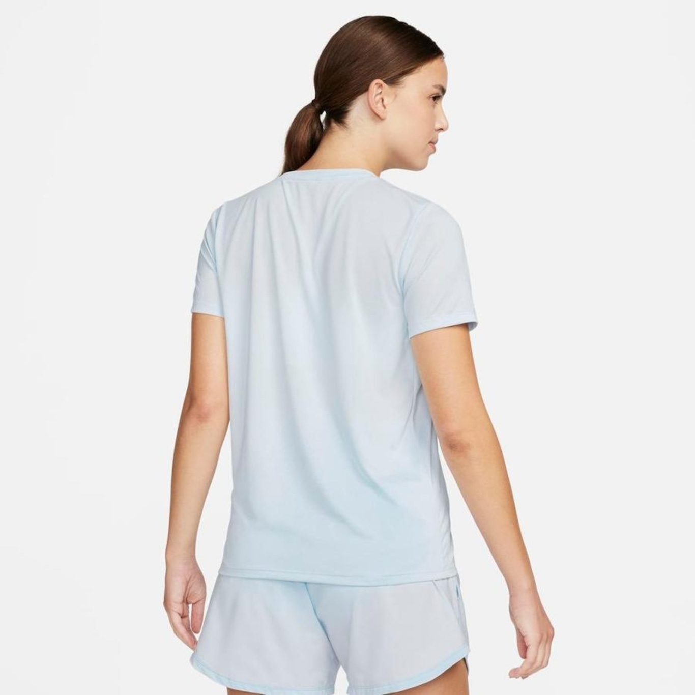 Camiseta Nike Dri-Fit - Feminina em Promoção